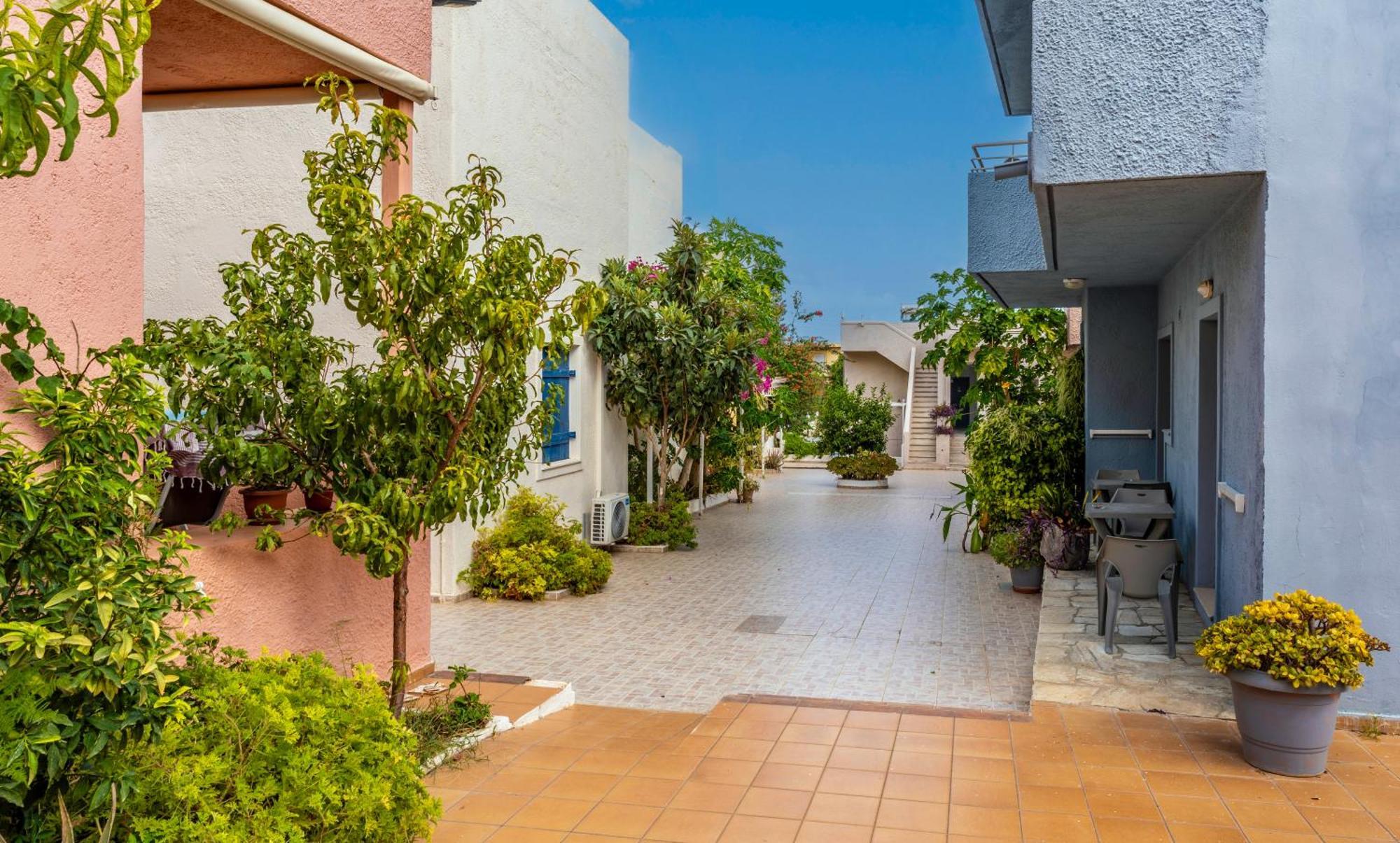 Evina Rooms & Suites Kokkini Hani Exterior foto